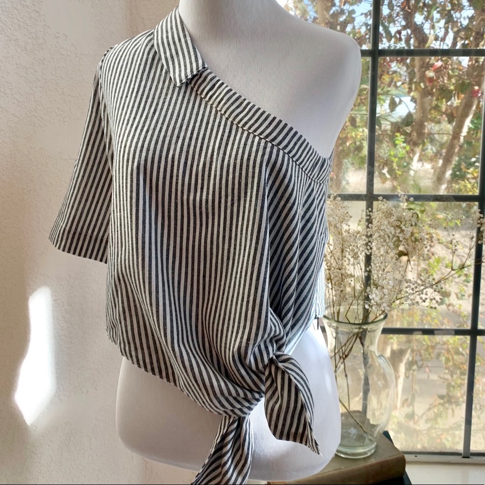 One Shoulder Collar Short Tie Knot Striped Top